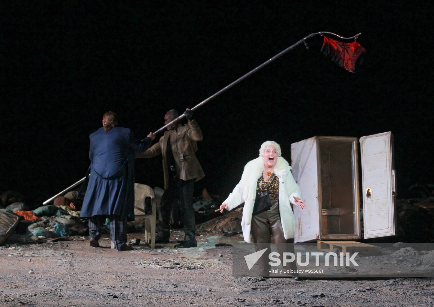 Rehearsal of "The Rise and Fall of Mahogany" opera