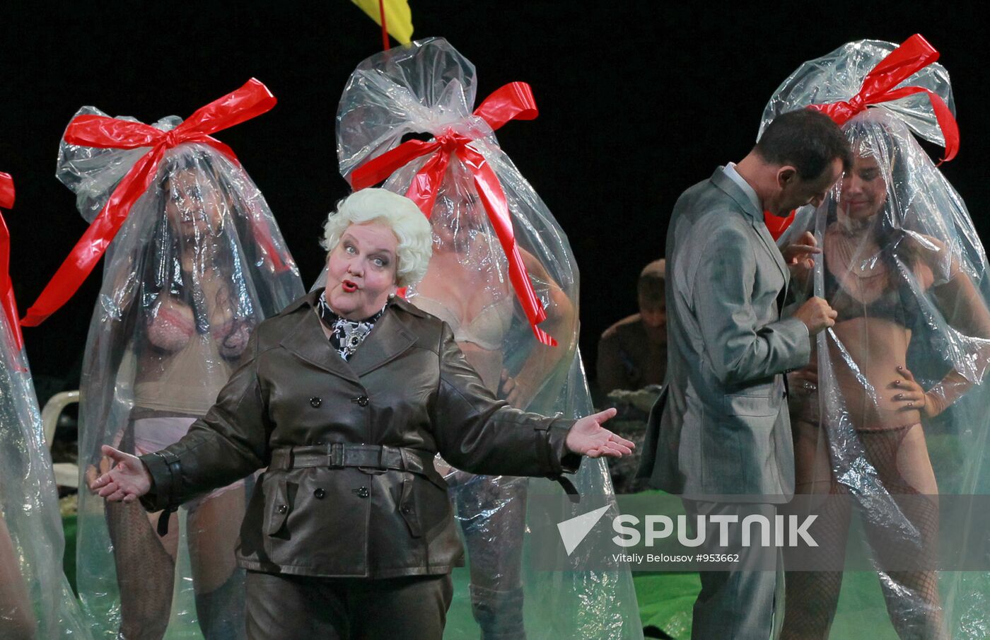 Rehearsal of "The Rise and Fall of Mahogany" opera