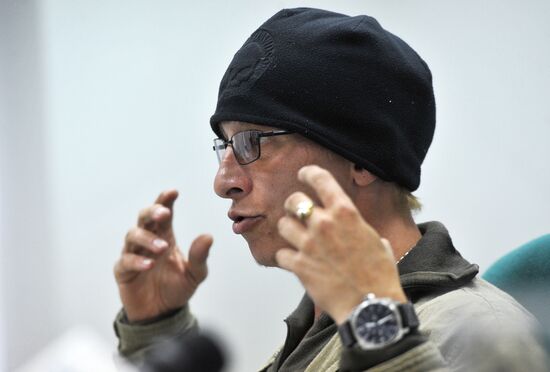 News conference by Ivan Okhlobystin