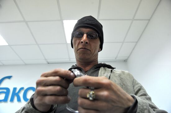 News conference by Ivan Okhlobystin