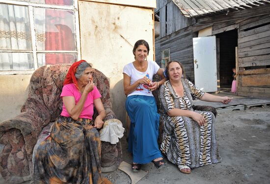 Moldovan Roma camp in Tyumen