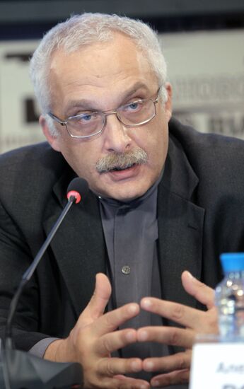 Alexander Drouz