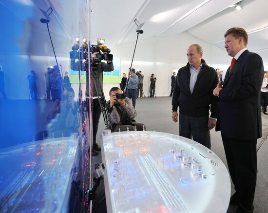 Vladimir Putin visits North Western Federal District