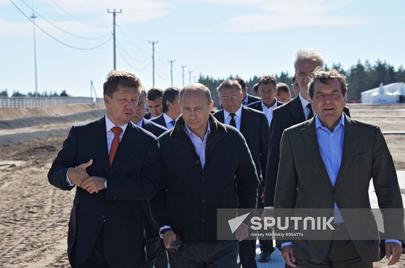 Vladimir Putin visits North Western Federal District