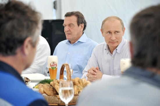 Vladimir Putin visits North Western Federal District