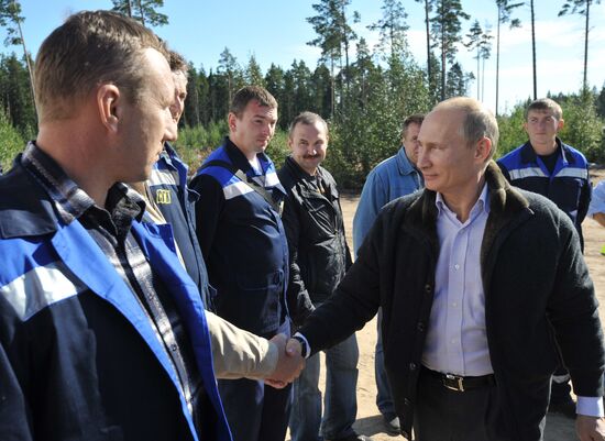 Vladimir Putin visits North Western Federal District