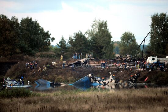 Yak-42 aircraft crashes near Yaroslavl
