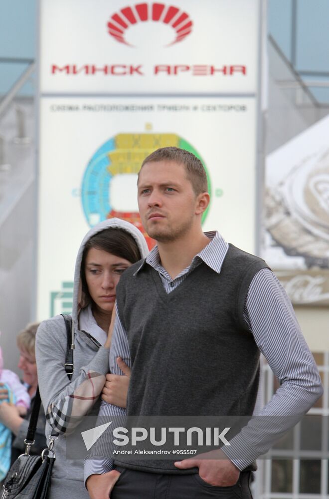 Minsk people pay tribute at Minsk-Arena Sports Complex