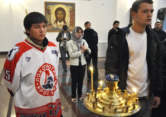 Memorial service for Lokomotiv hockey team players