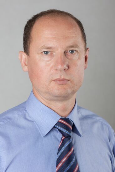 Lokomotiv Yaroslavl trainer Yevgeny Sidorov