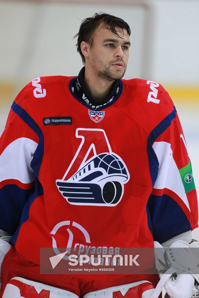 HC Lokomotiv (Yaroslavl) player Stefan Liv
