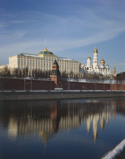 Grand Kremlin Palace and Moscow Kremlin cathedrals