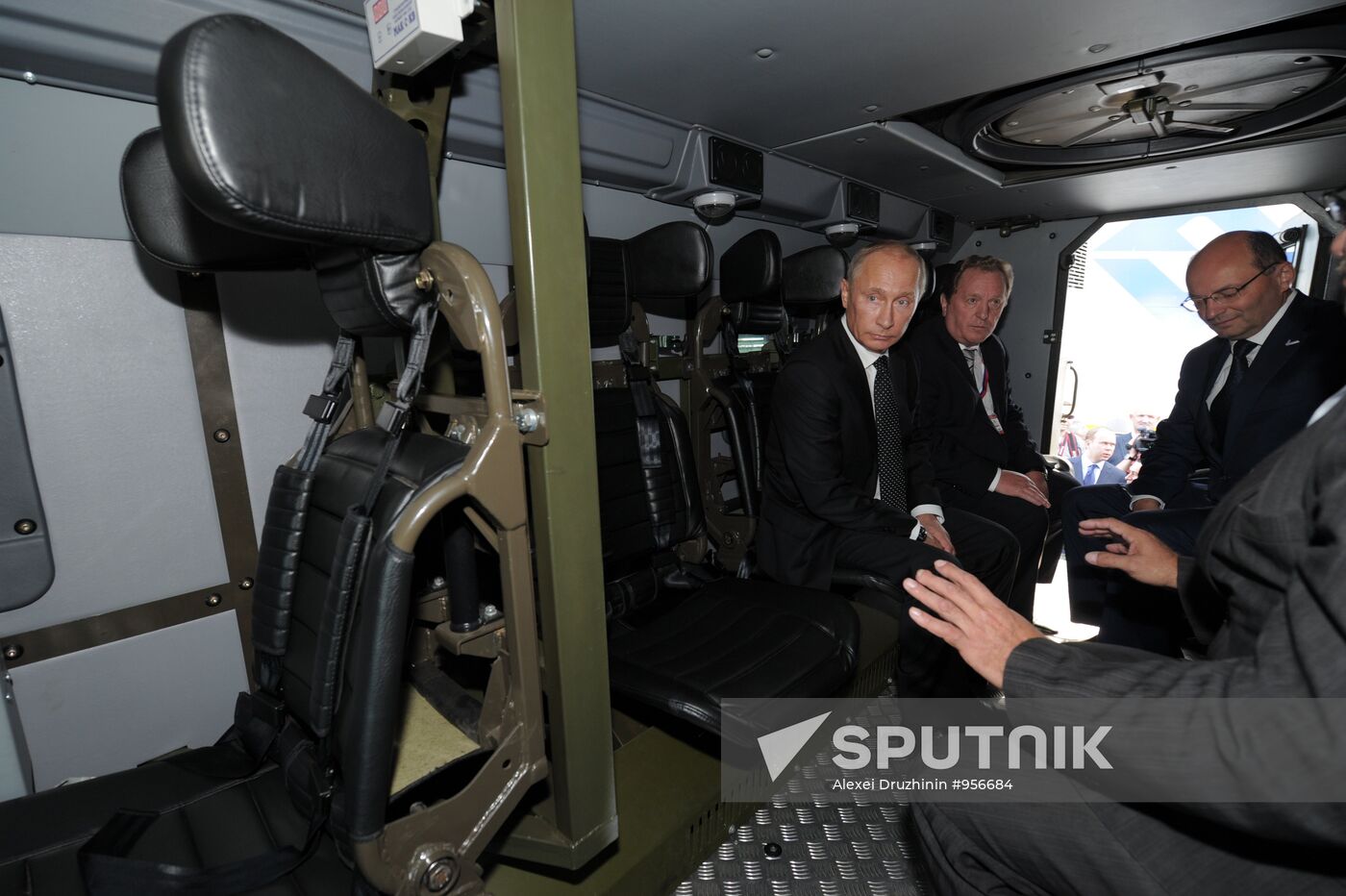 Vladimir Putin visits Urals Federal District