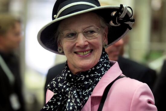 Queen of Denmark visits Baltika brewery