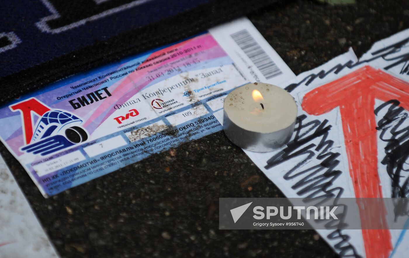 Commemorative action in honor of dead Lokomotiv hockey players