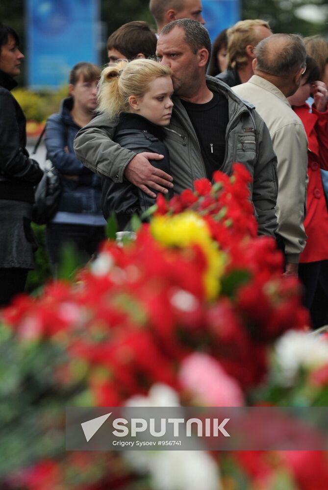 Commemorative action in honor of dead Lokomotiv hockey players