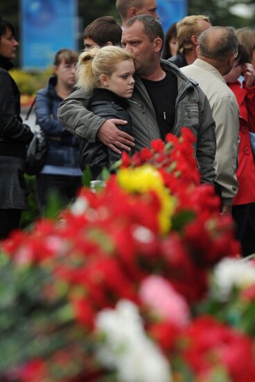 Commemorative action in honor of dead Lokomotiv hockey players