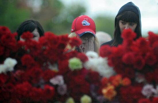 Commemorative action in honor of dead Lokomotiv hockey players