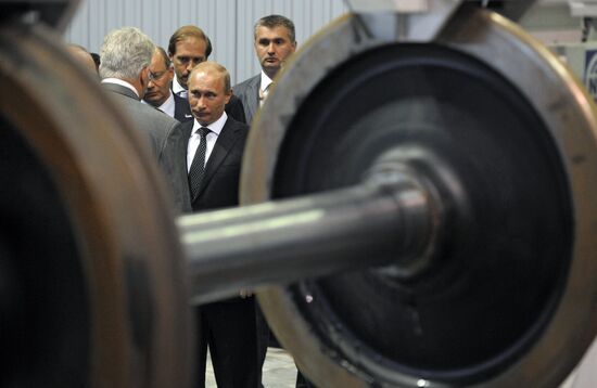 Vladimir Putin visits Urals Federal District