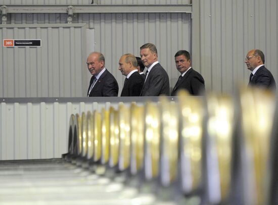 Vladimir Putin visits Urals Federal District