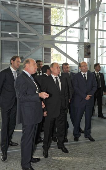 Vladimir Putin visits Urals Federal District