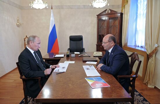Vladimir Putin visits Urals Federal District