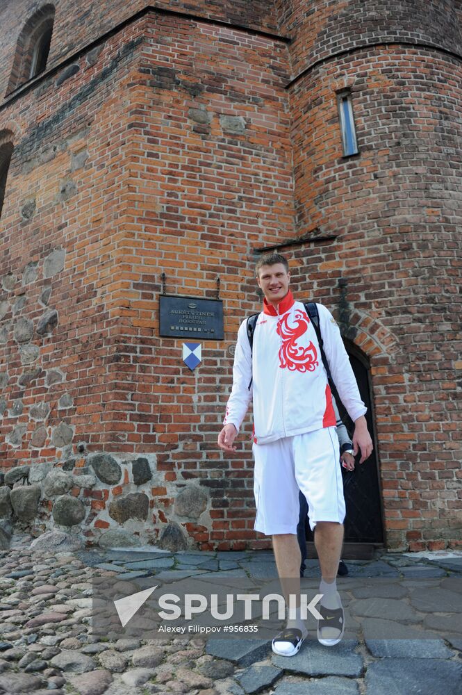 Basketball player Andrei Vorontsevich walking around Vilnius