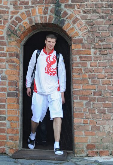 Basketball player Andrei Vorontsevich walking around Vilnius