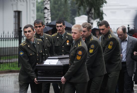 Lokomotiv Yaroslavl funeral service at Assumption Cathedral