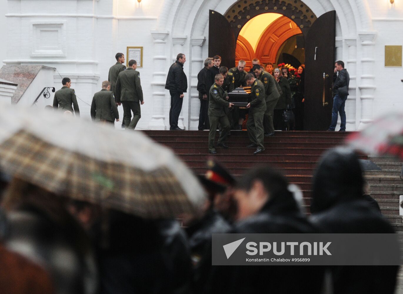 Lokomotiv Yaroslavl funeral service at Assumption Cathedral