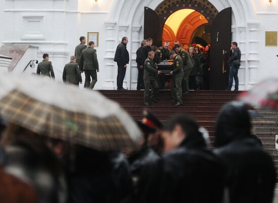 Lokomotiv Yaroslavl funeral service at Assumption Cathedral