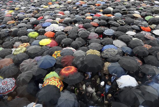 Last respects for Lokomotiv Yaroslavl hockey team at Arena 2000