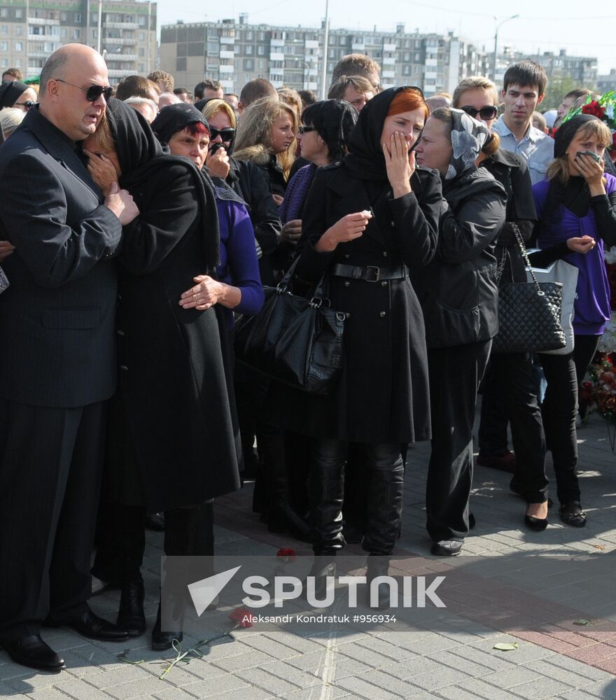 Last respects for Lokomotiv Yaroslavl forward Alexander Kalyanin
