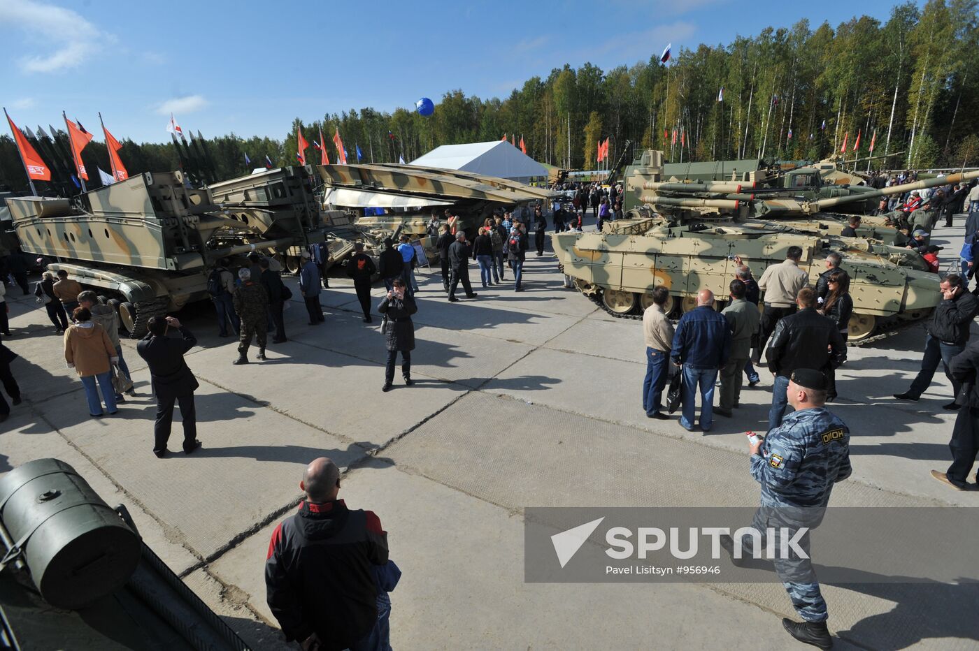 Russian Arms Expo Nizhni Tagil - 2011 show