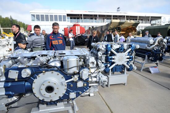 Engines on view at the Chelyabinsk Tractor Plant stand