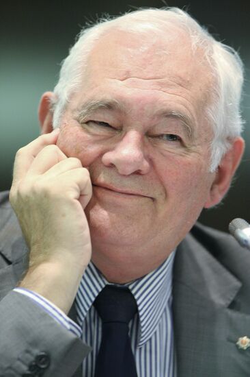 Leonid Roshal