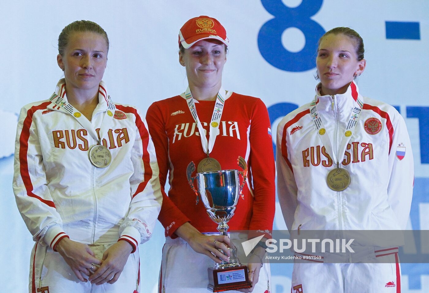 Evdokia Grechishnikova, Julia Kolegova and Yekaterina Huraskinoy