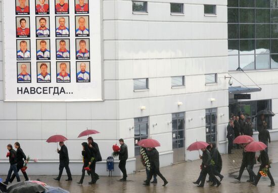 Last farewell to hockey players of Lokomotiv Yaroslavl