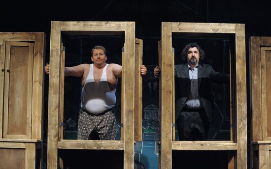 Premiere of play "House" at Chekhov Arts Theater