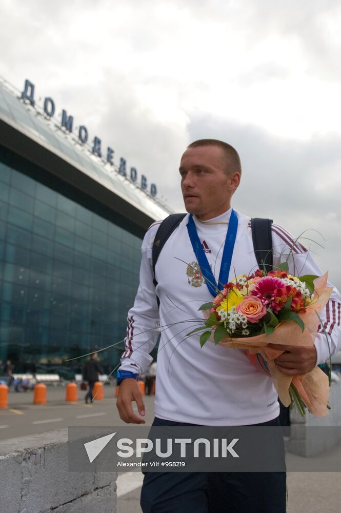 Russia's national beach soccer team arrives in Moscow