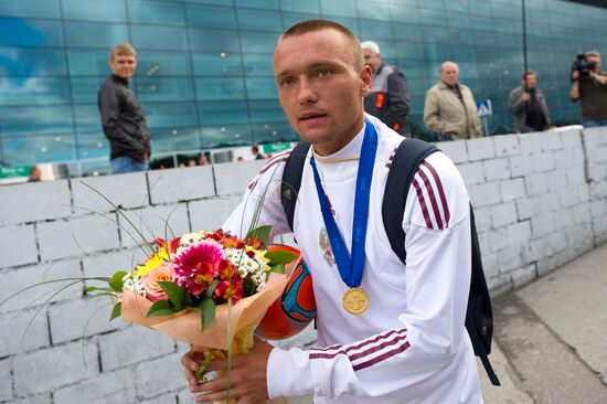 Russia's national beach soccer team arrives in Moscow