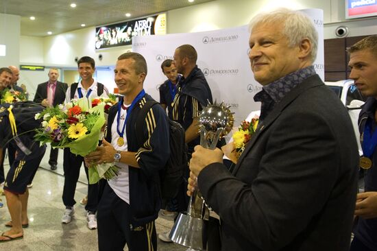 Russia's national beach soccer team arrives in Moscow