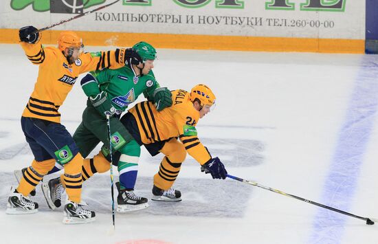 Ice hockey. CHL. Salavat Yulayev vs. Atlant