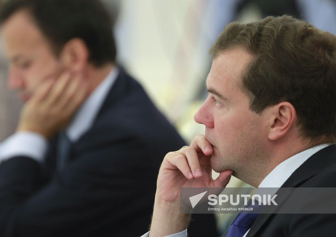 Dmitry Medvedev conducts university students status meeting