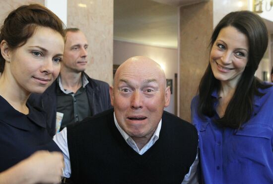 Yekaterina Guseva, Viktor Sukhorukov and Yevgeniya Kryukova