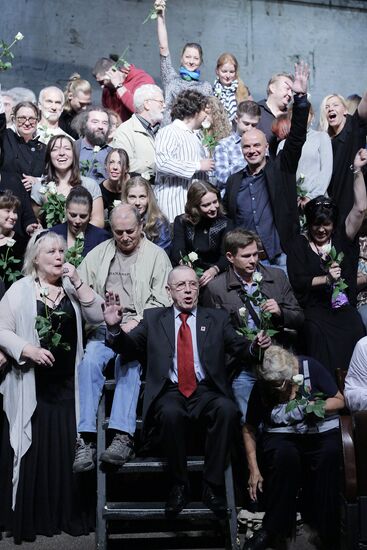 Meeting of Taganka Theater actors