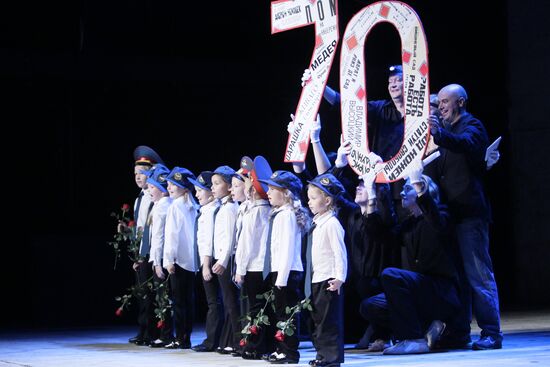 Meeting of Taganka Theater actors