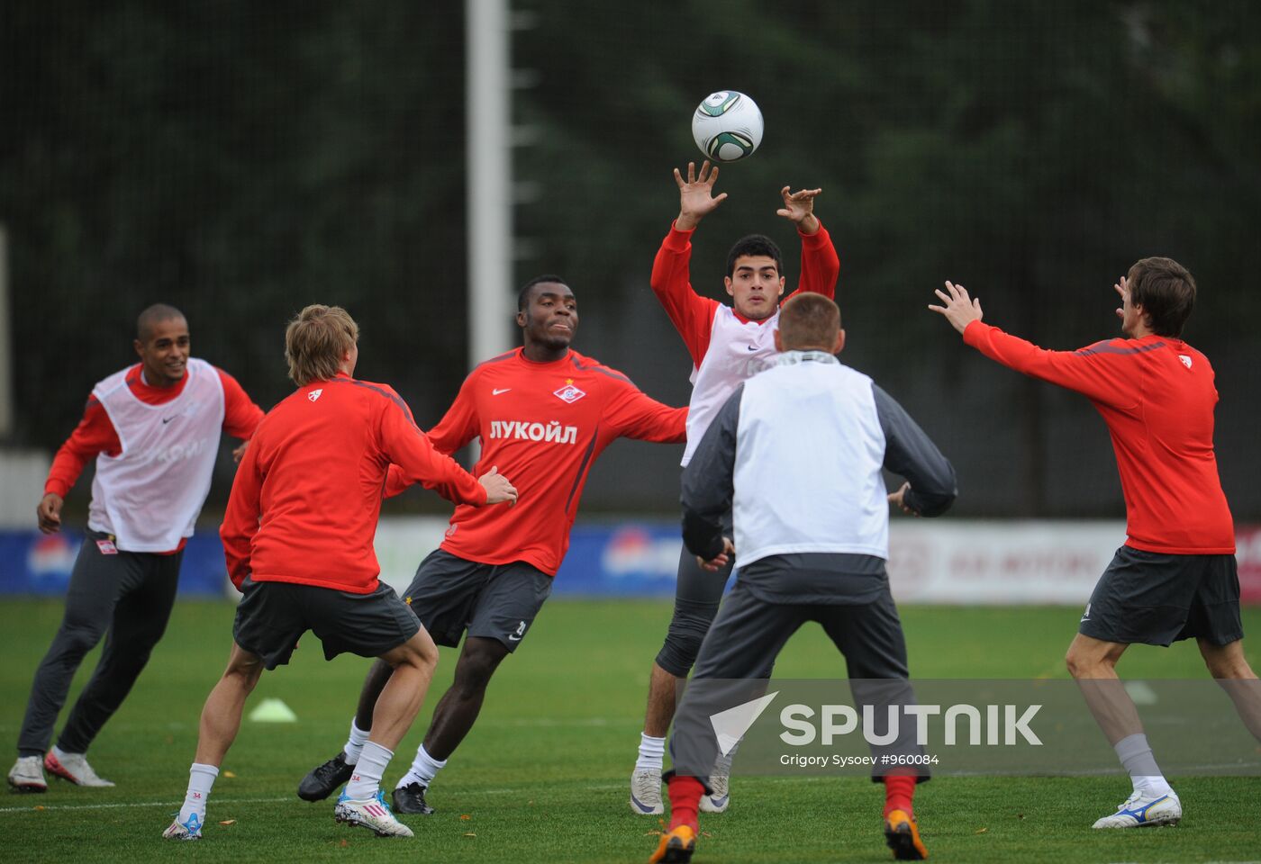 FC Spartak holds open training session