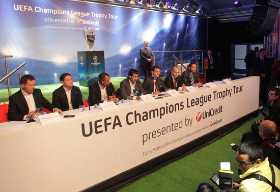 UEFA Cup presentation in St.Petersburg