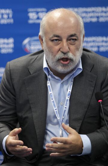 Sochi-2011 Tenth International Investment Forum